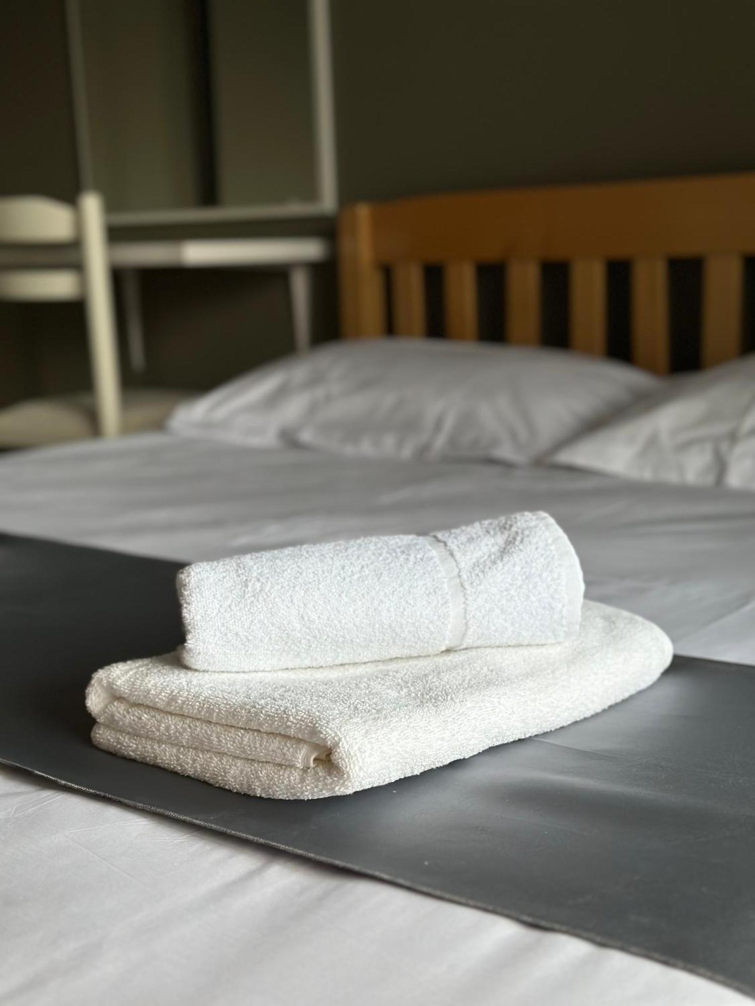 Olivias Apartments City Center Sarandë エクステリア 写真