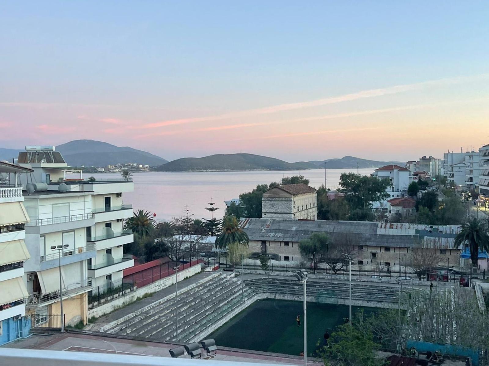 Olivias Apartments City Center Sarandë エクステリア 写真
