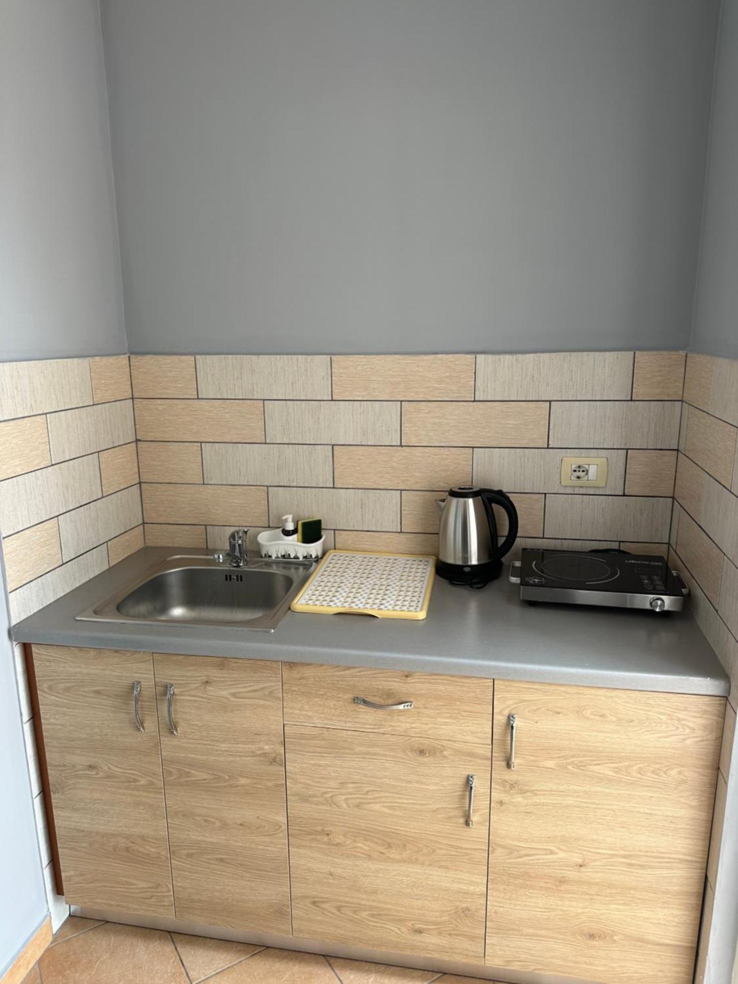 Olivias Apartments City Center Sarandë エクステリア 写真