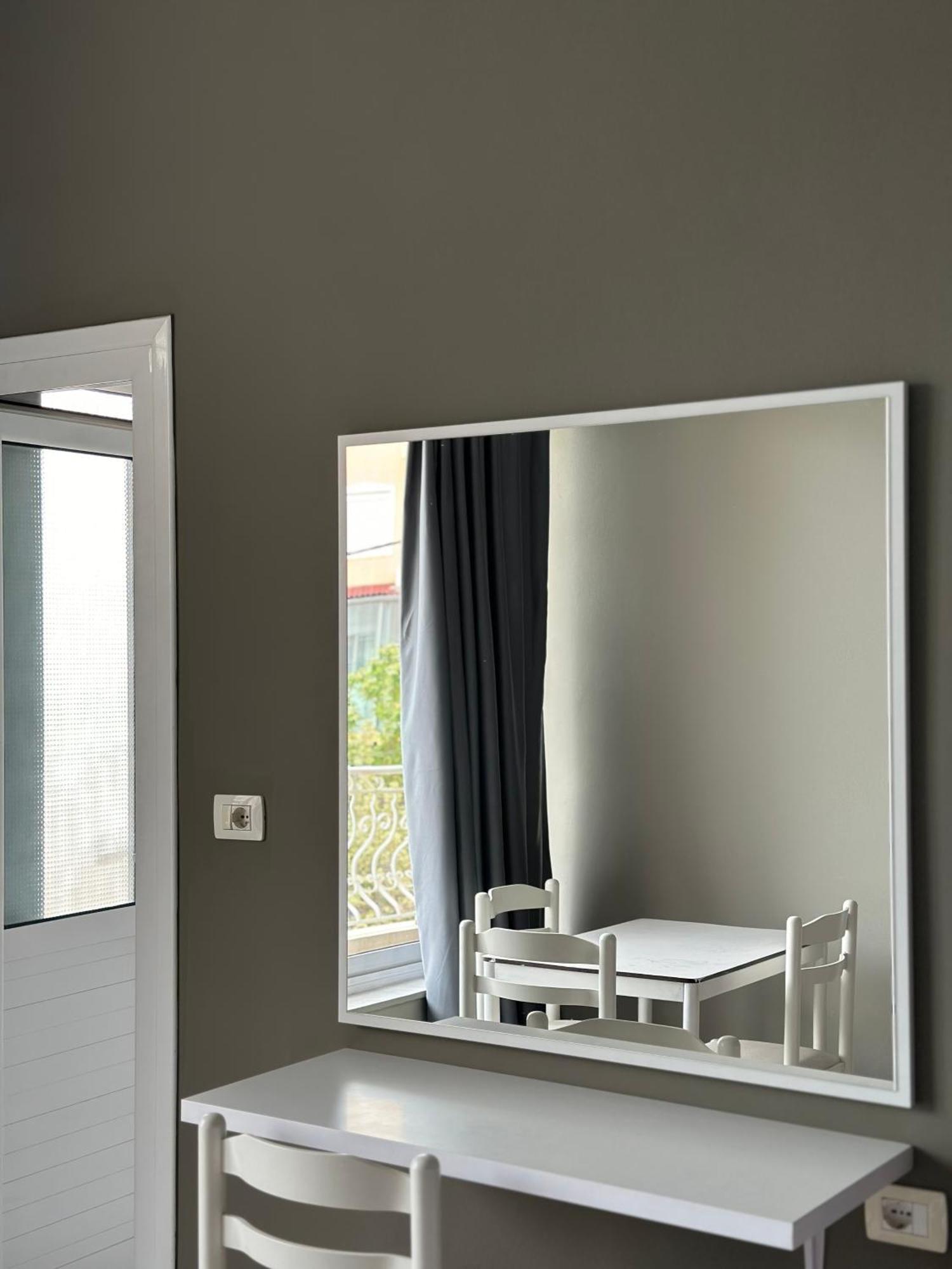 Olivias Apartments City Center Sarandë エクステリア 写真